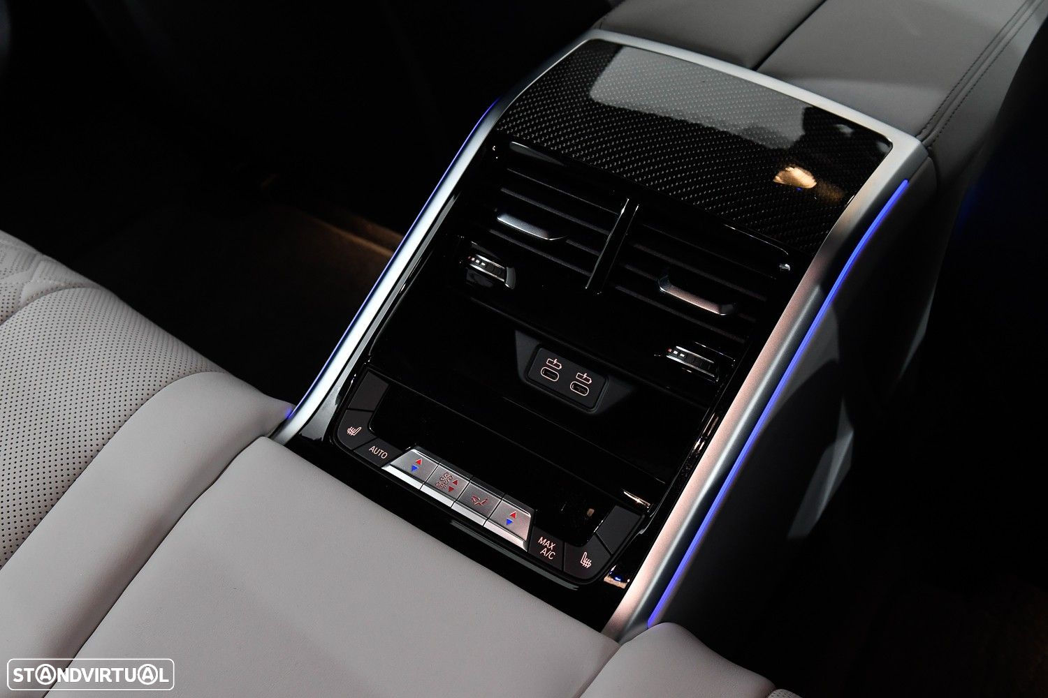 BMW M8 - 32