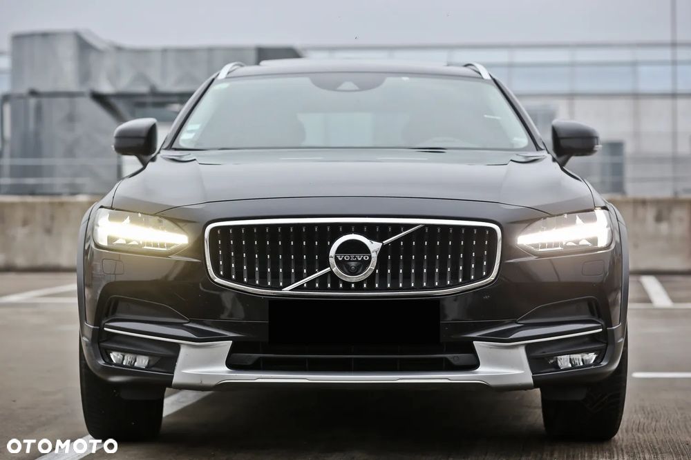 Volvo V90 Cross Country D5 SCR AWD Pro - 5