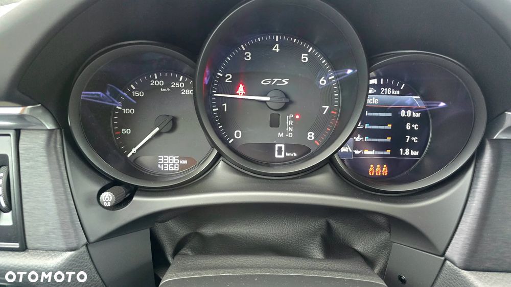 Porsche Macan GTS - 32