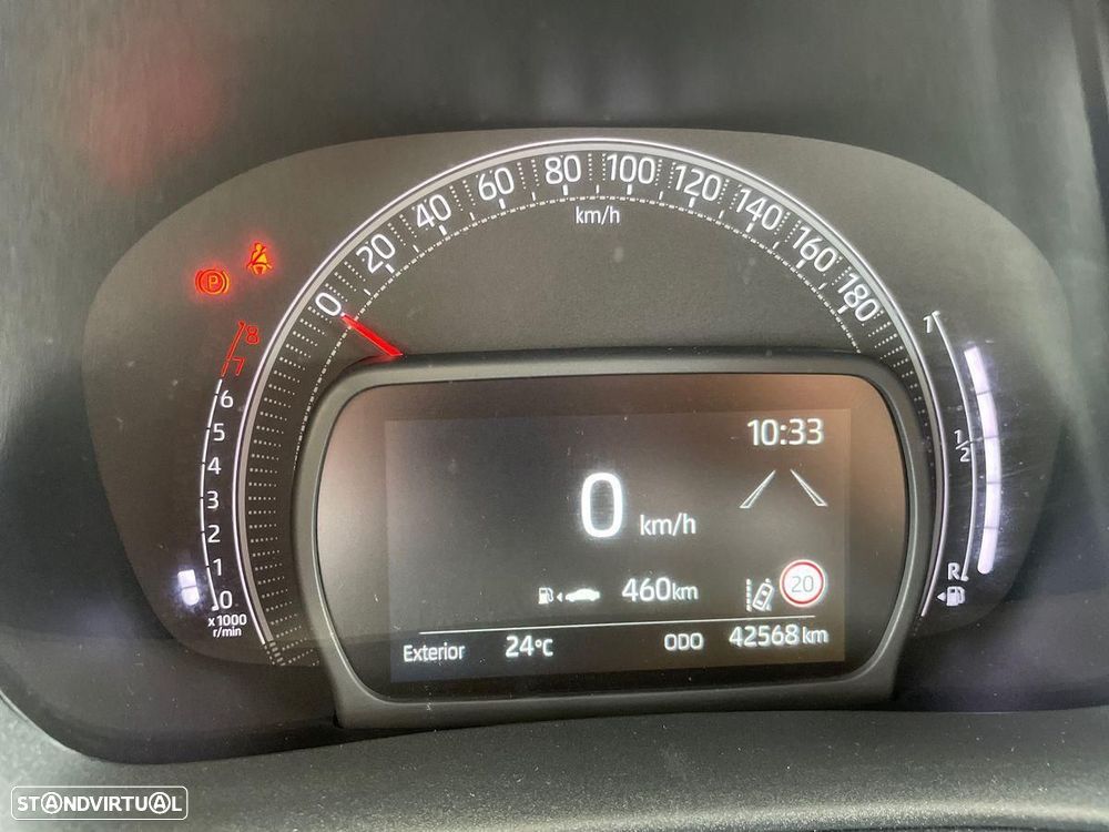 Toyota Aygo X - 15