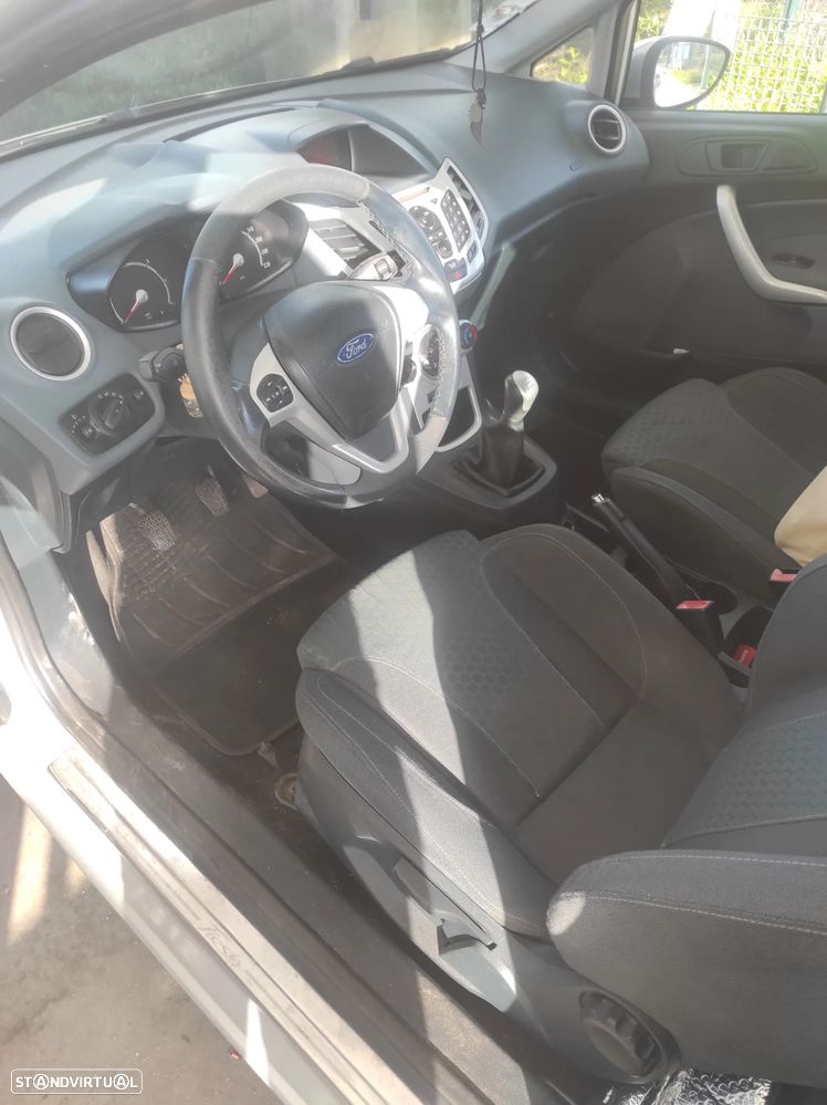 Ford Fiesta 1.6 TDCI Sport - 3