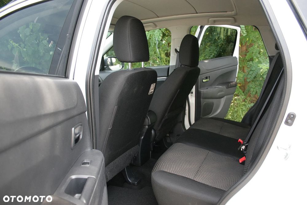 Mitsubishi ASX - 13