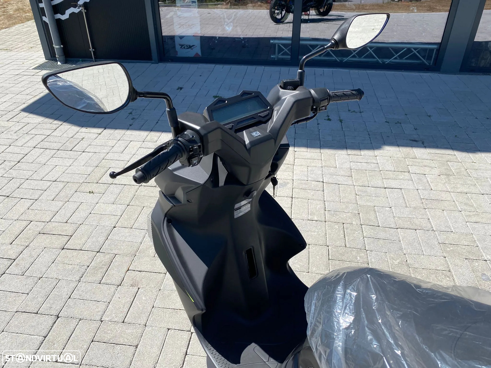 Kymco Super 8 R - 6