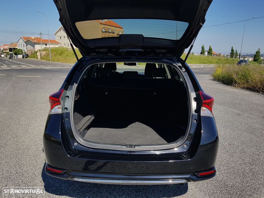 Toyota Auris Touring Sports 1.4 D-4D C.+P.Techo+P.Sport - 47