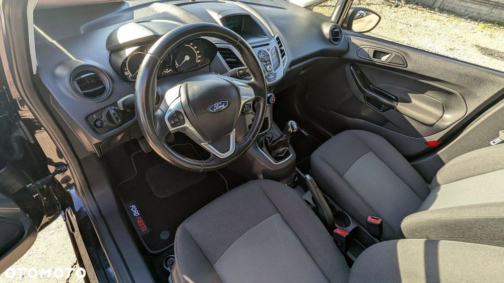 Ford Fiesta - 13