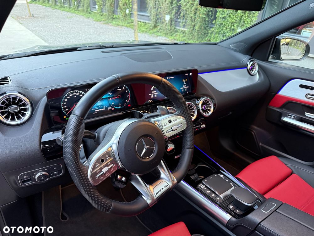 Mercedes-Benz GLA AMG 35 4-Matic - 12