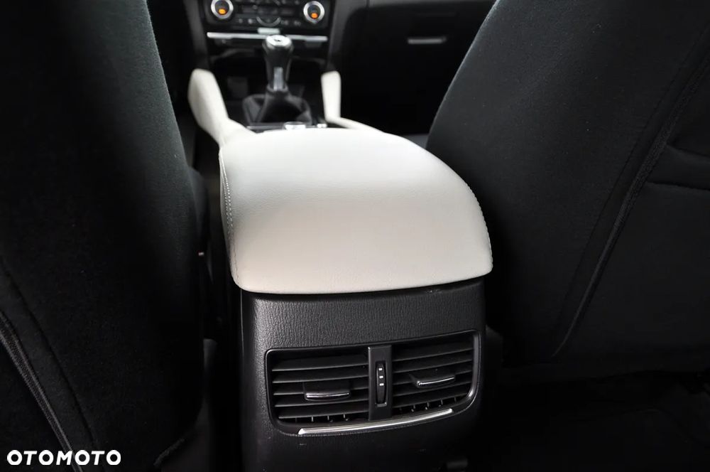 Mazda 6 2.0 Skybusiness - 31