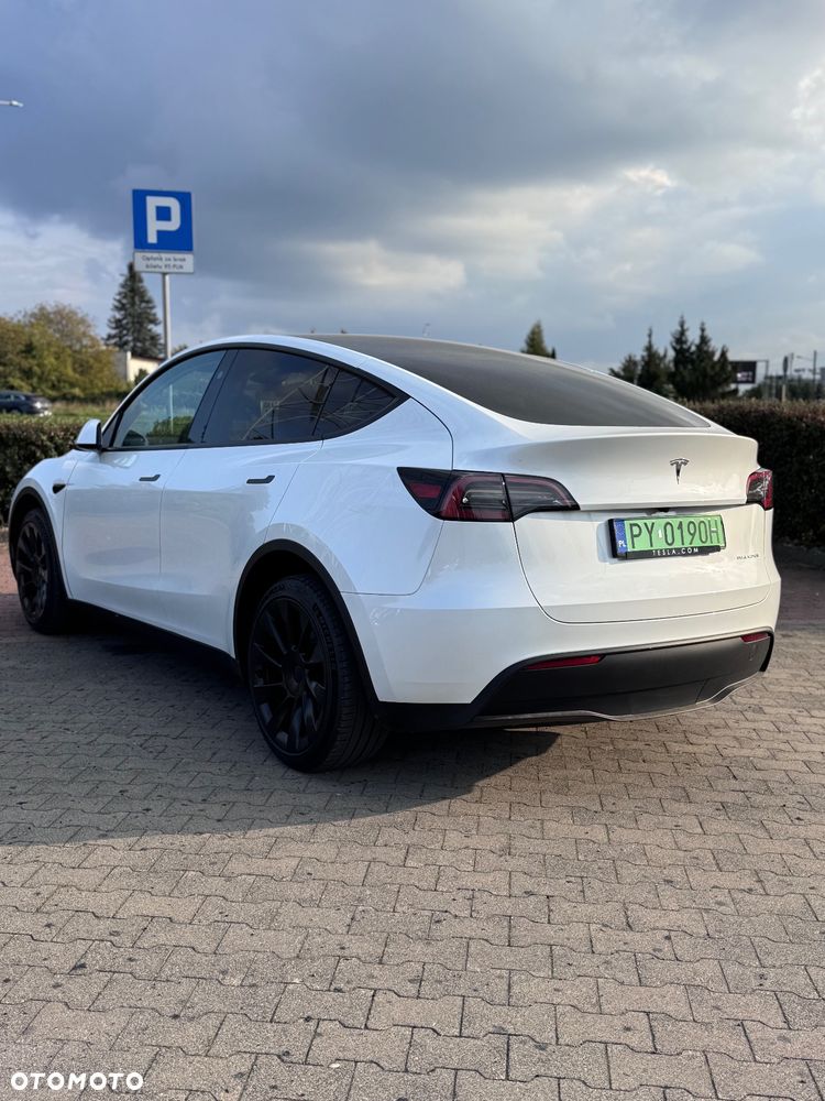 Tesla Y Model Long Range Dual Motor AWD - 18