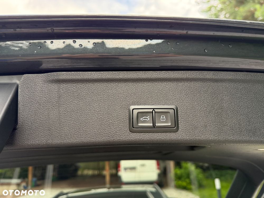 Audi A4 Avant 2.0 TDI Quattro S tronic - 22