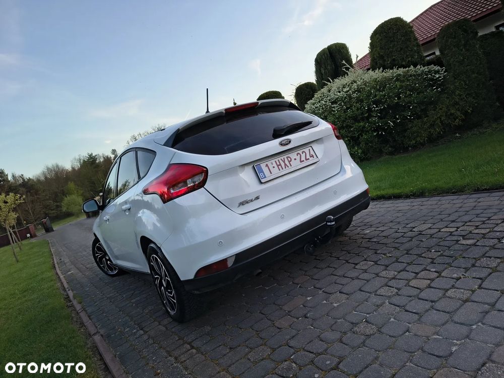 Ford Focus 1.5 TDCi ECOnetic 88g Start-Stopp-System Business - 9