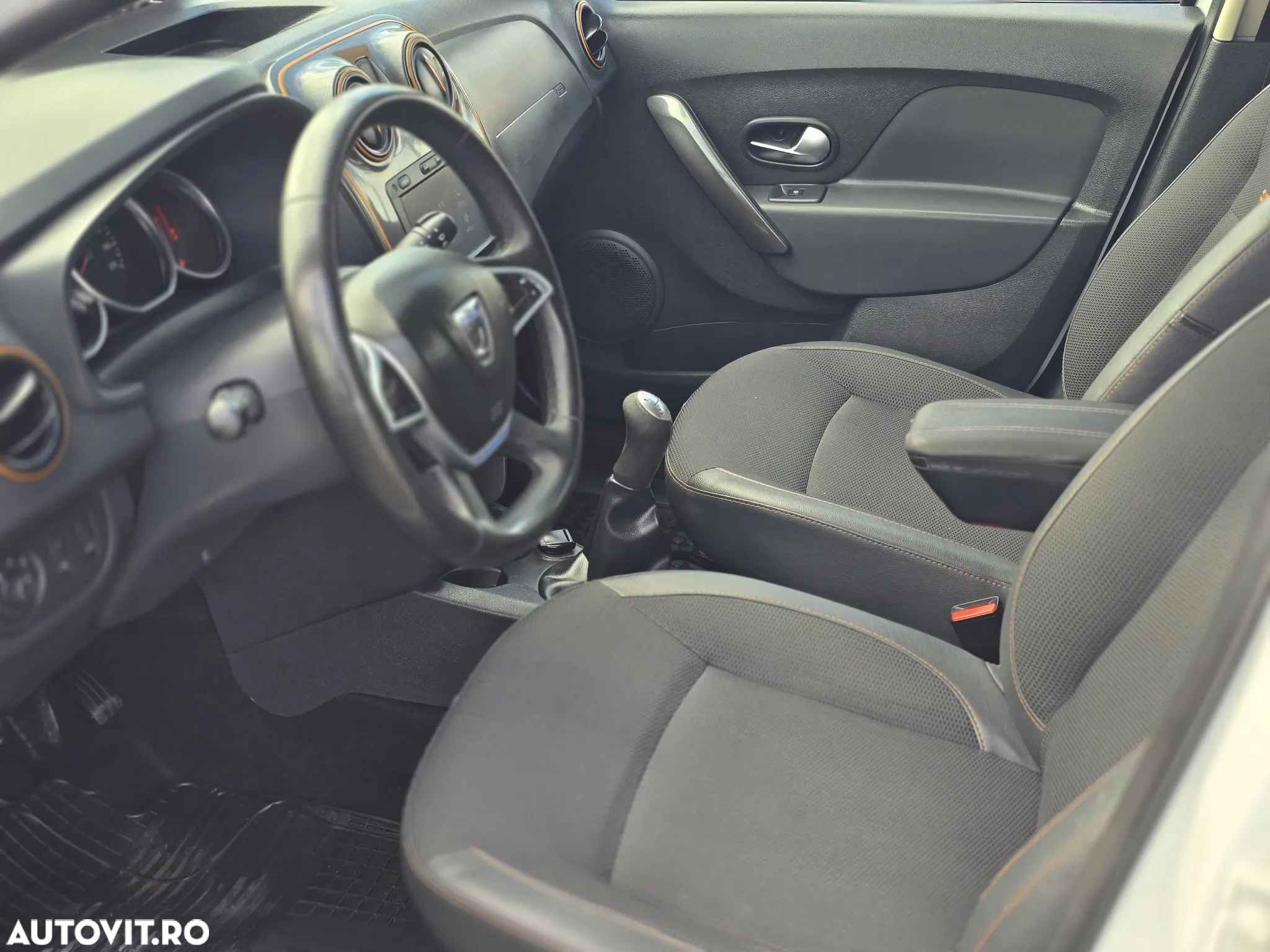 Dacia Logan Stepway MCV 1.5 Blue dCi Prestige - 10