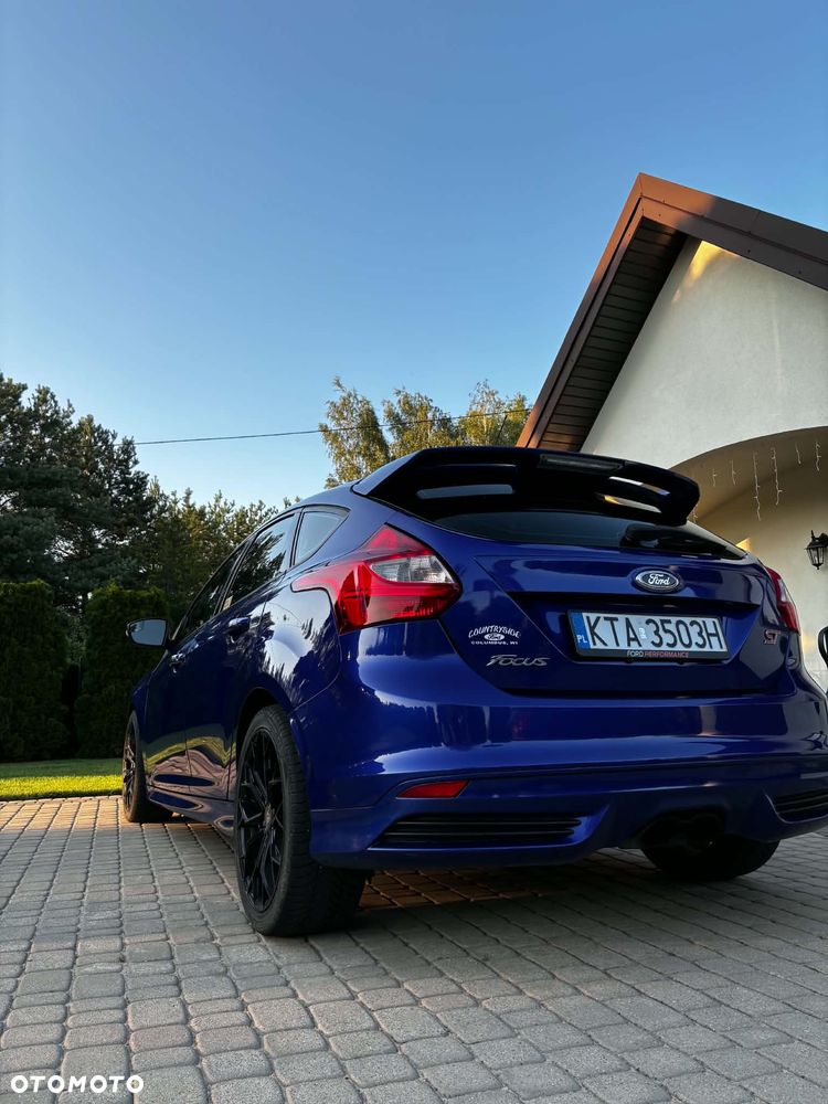 Ford Focus - 13