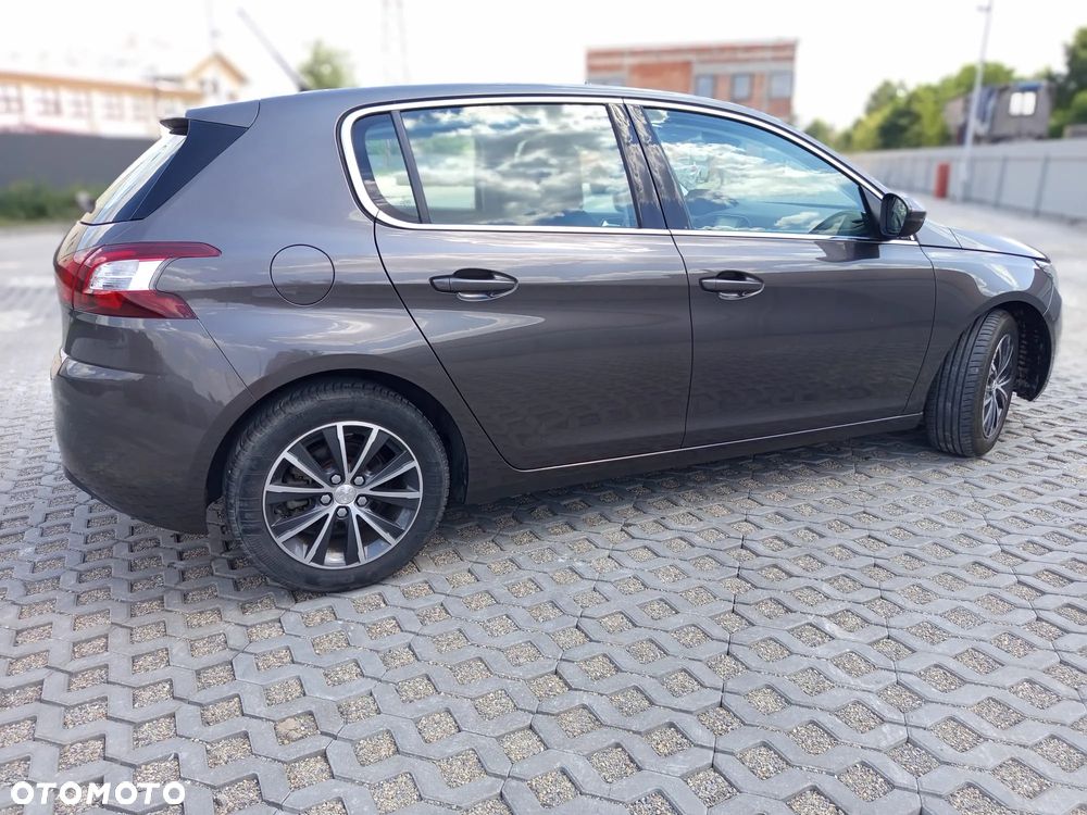 Peugeot 308 - 10