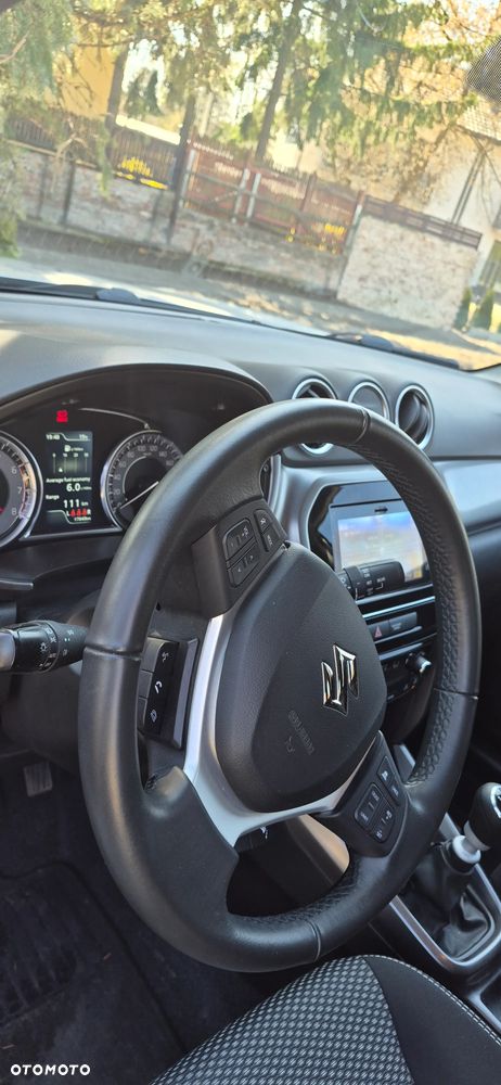 Suzuki Vitara 1.4 Boosterjet mHEV Premium 2WD - 24