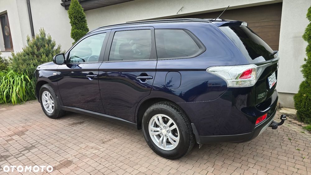 Mitsubishi Outlander - 5