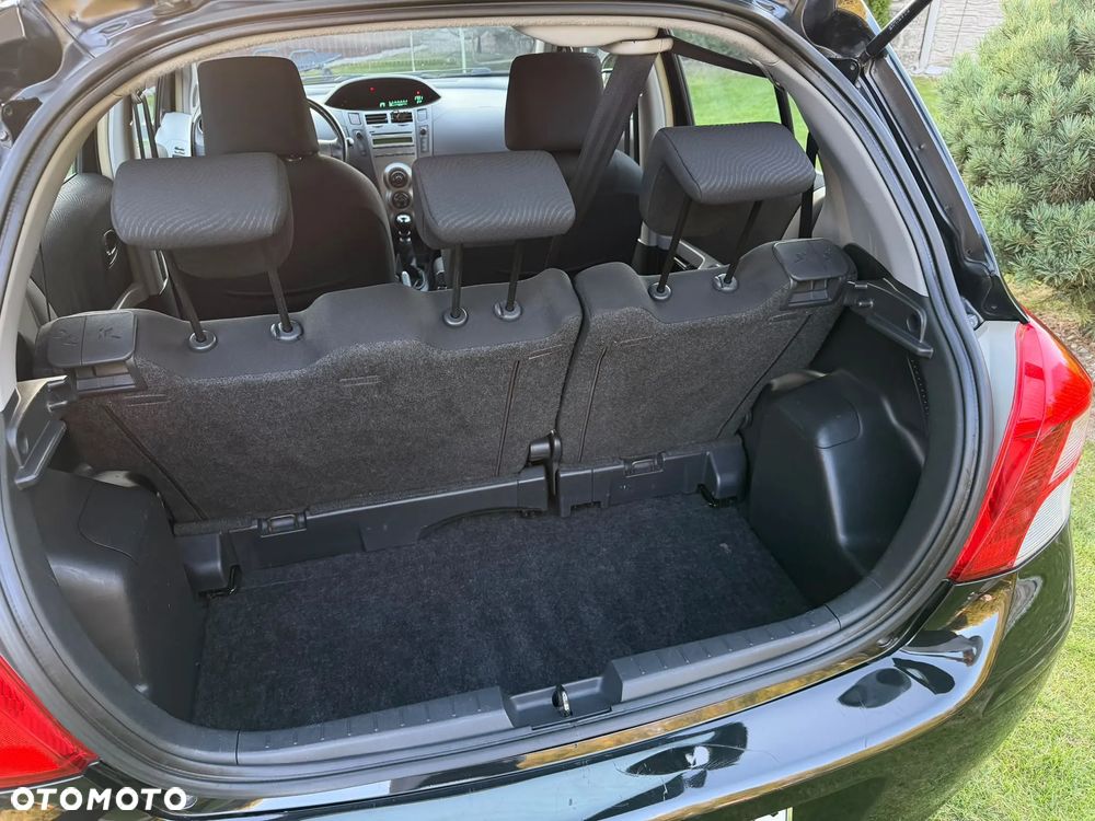 Toyota Yaris 1.33 VVT-i Comfort - 17