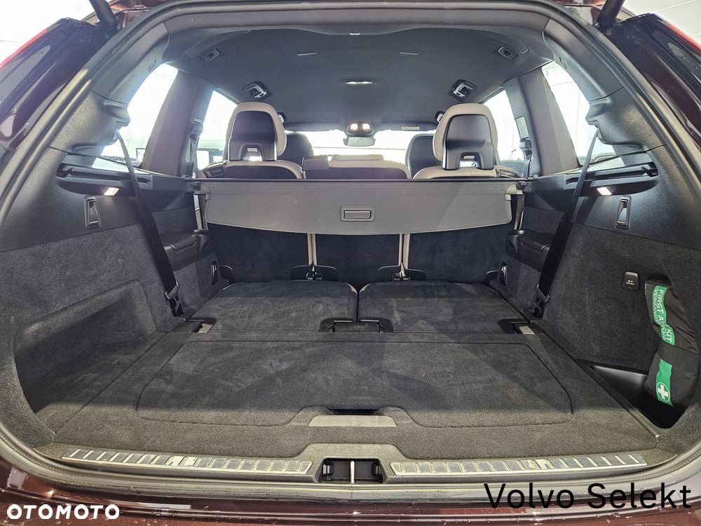 Volvo XC 90 - 38