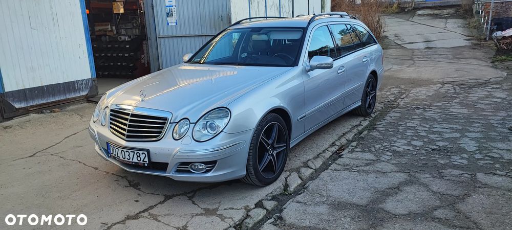 Mercedes-Benz Klasa E 320 CDI 4Matic Automatik Avantgarde DPF - 2