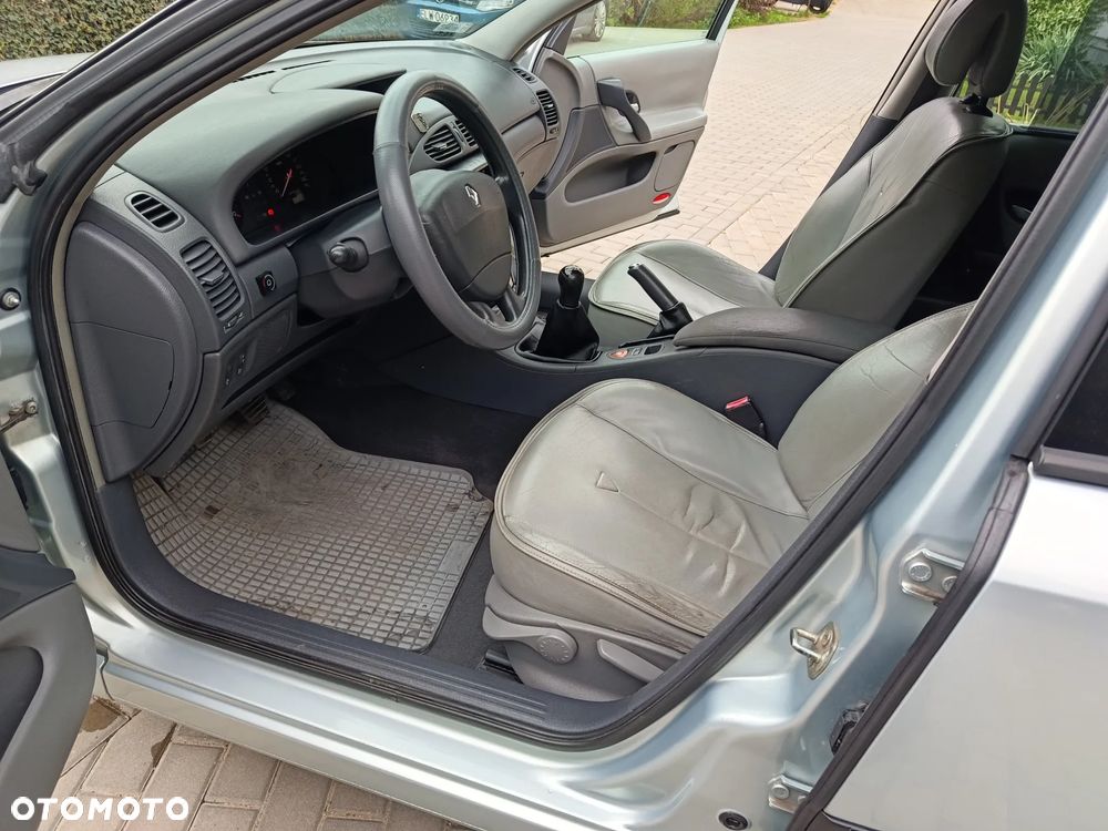 Renault Laguna - 9