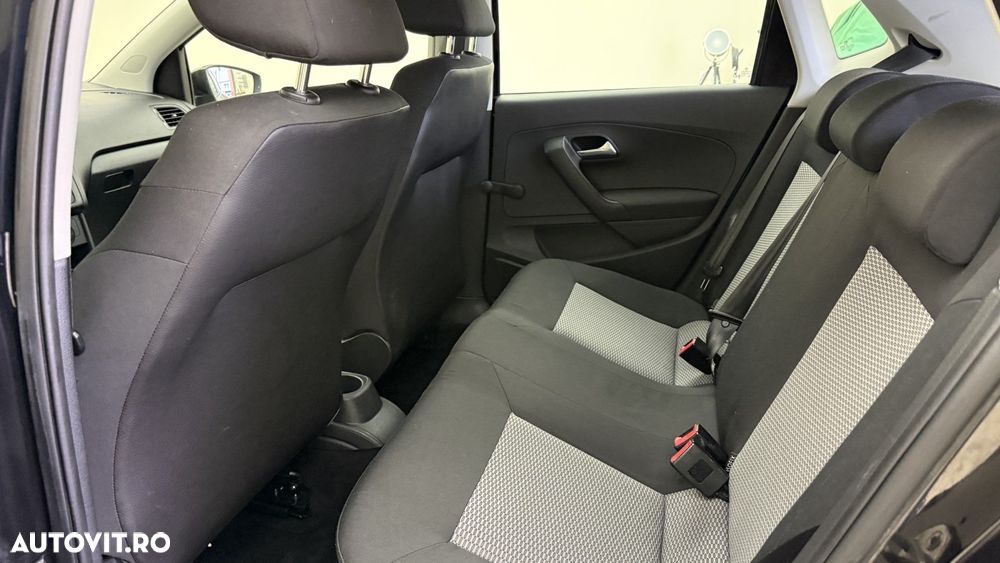 Volkswagen Polo - 9