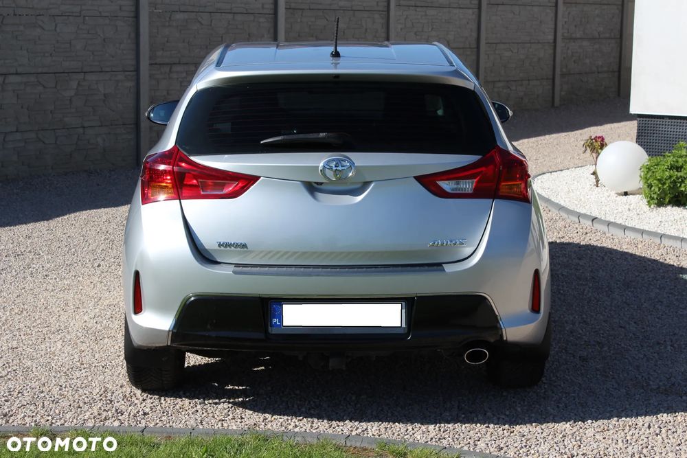 Toyota Auris 2.0 D-4D Executive - 6