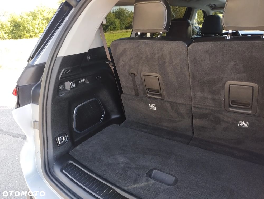 Jeep Grand Cherokee - 11