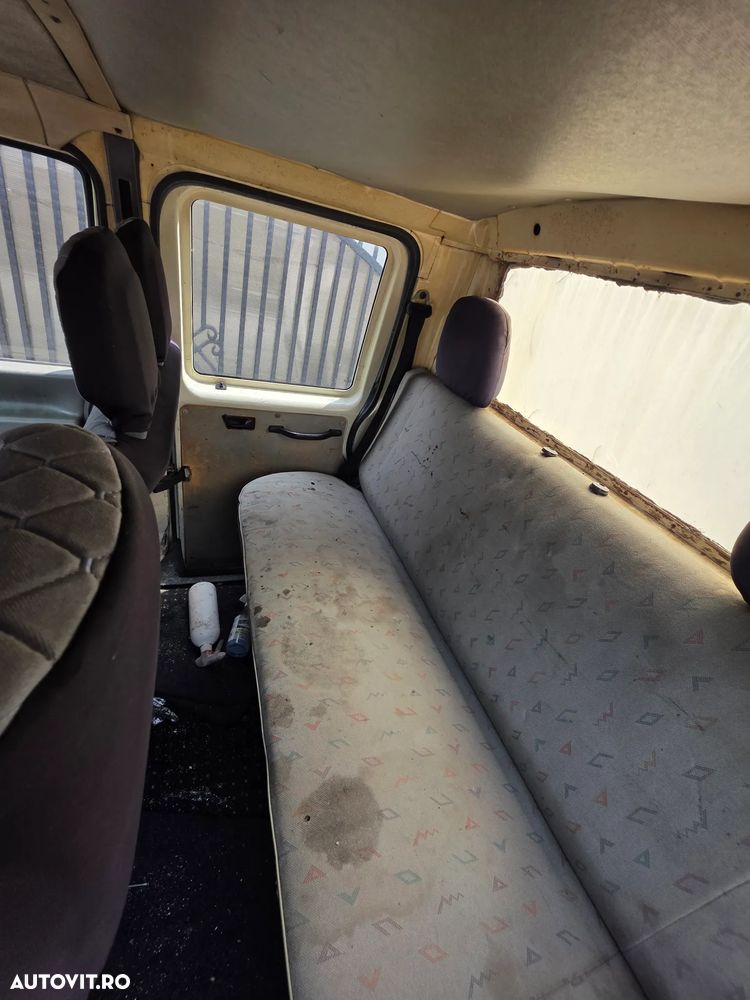 Volkswagen Transporter - 5