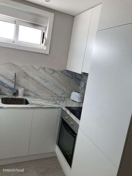 Apartamento T1 à Fernão Magalhães - Grande imagem: 4/8