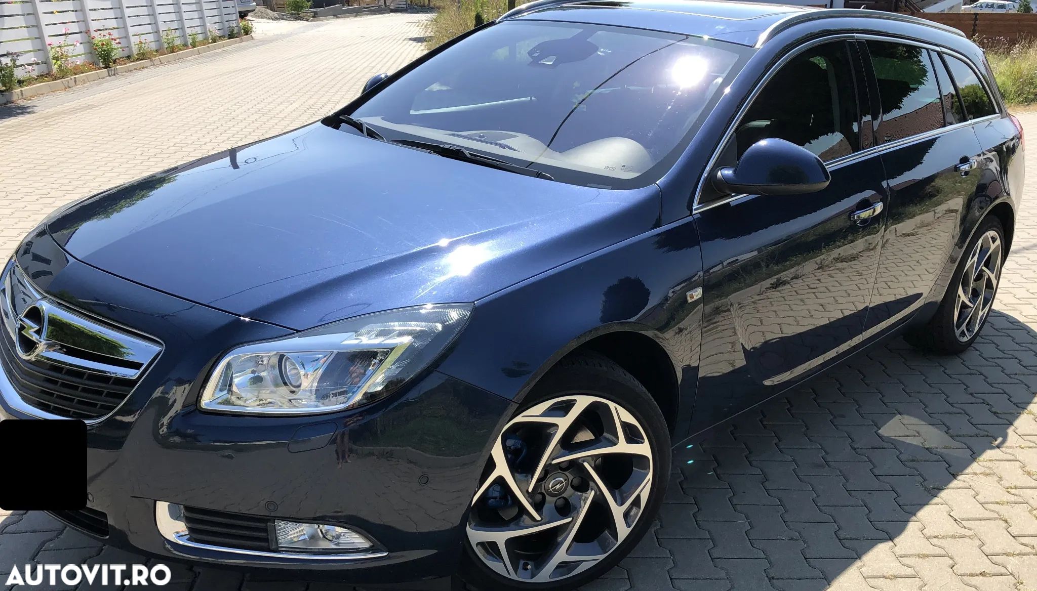 Opel Insignia 2.0 CDTI Sports Tourer Automatik Edition - 1