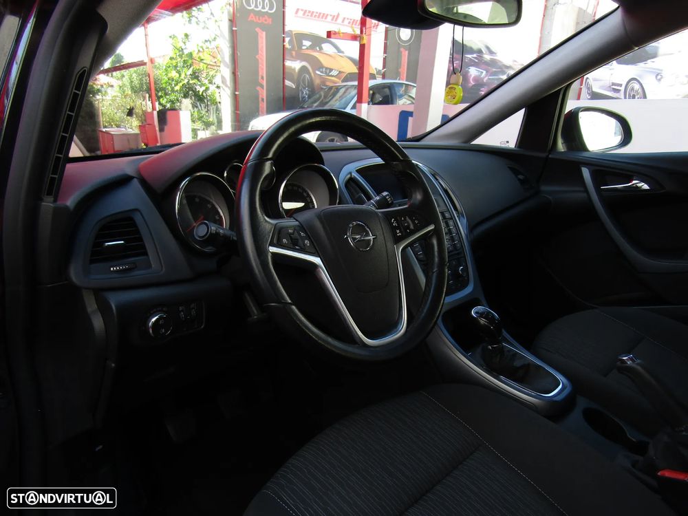Opel Astra Sports Tourer - 7