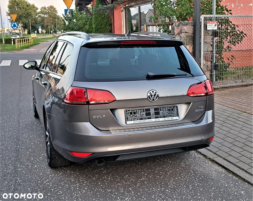 Volkswagen Golf 1.6 TDI DPF BlueMotion - 4