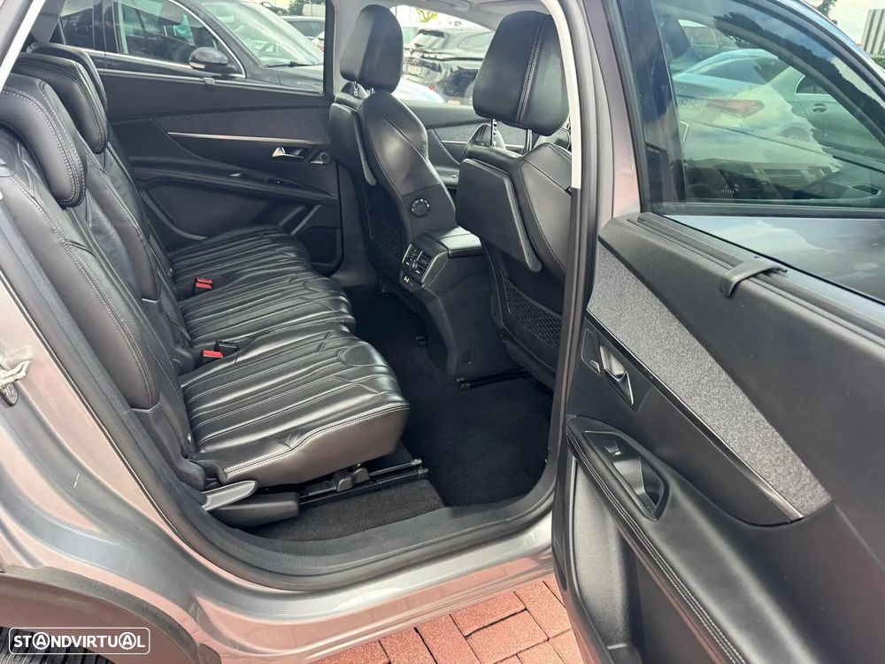 Peugeot 5008 1.2 PureTech GT Pack EAT8 - 27