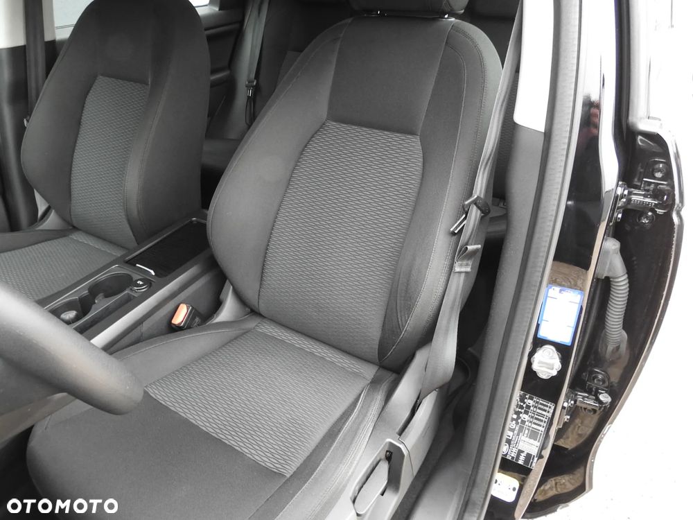 Land Rover Discovery Sport TD4 Pure - 10