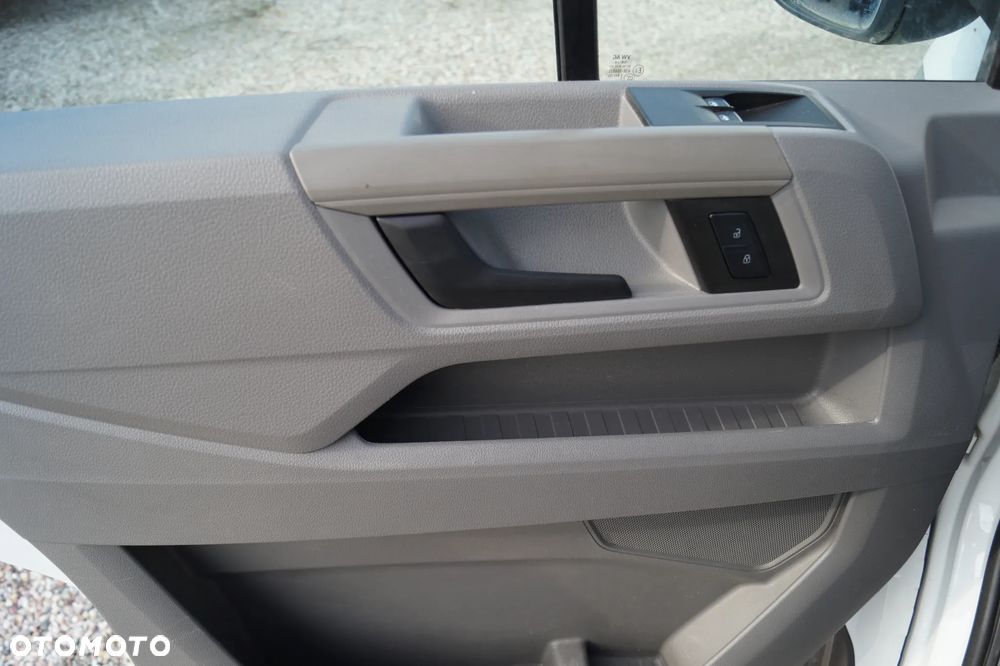 Volkswagen Crafter - 17