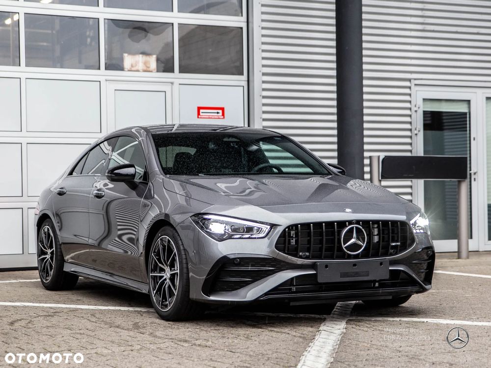 Mercedes-Benz CLA AMG 35 4-Matic 7G-DCT - 3
