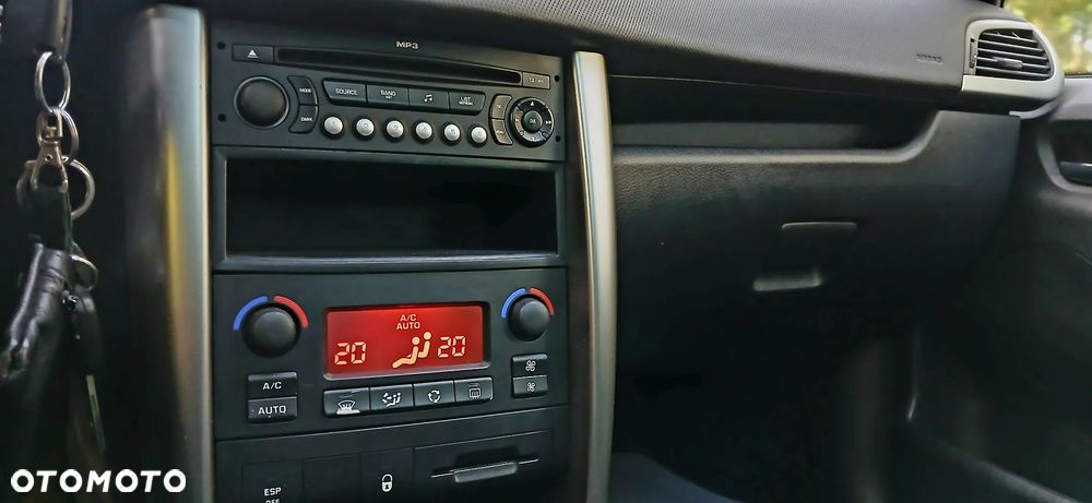Peugeot 207 120 Premium - 18