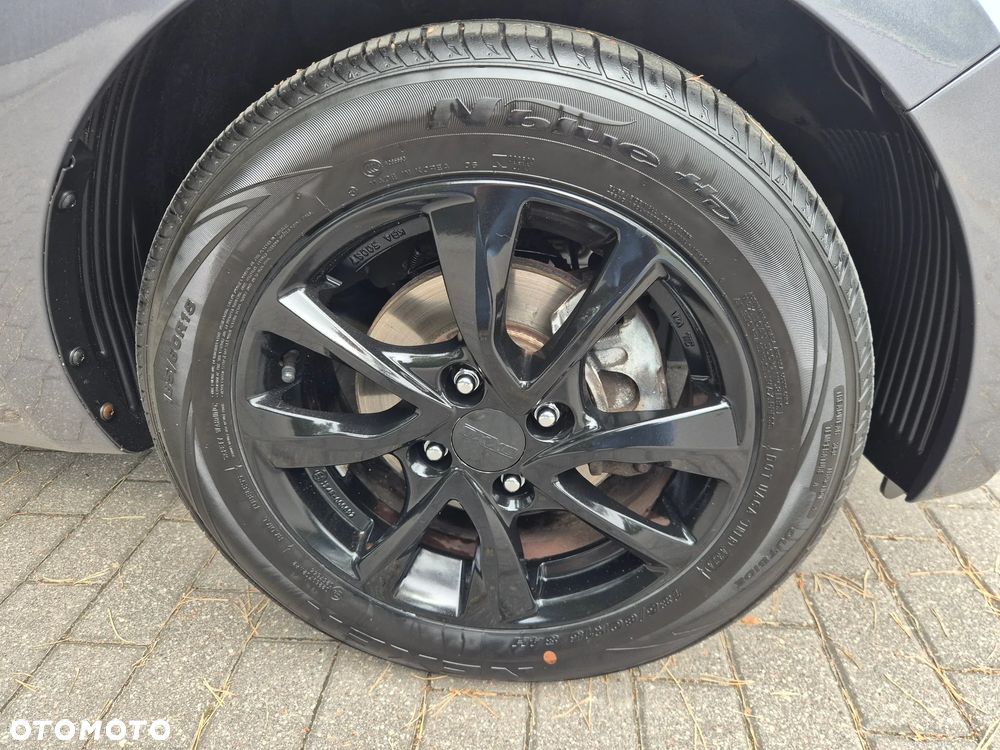 Hyundai i20 1.2 GO - 15