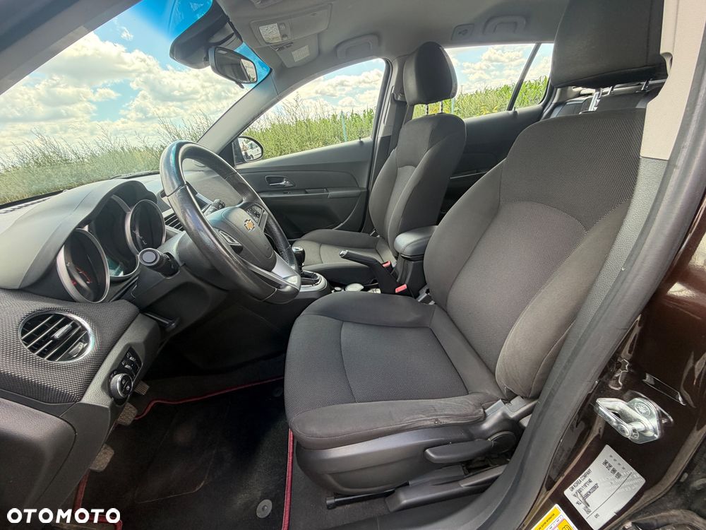 Chevrolet Cruze 1.4 T LT - 8