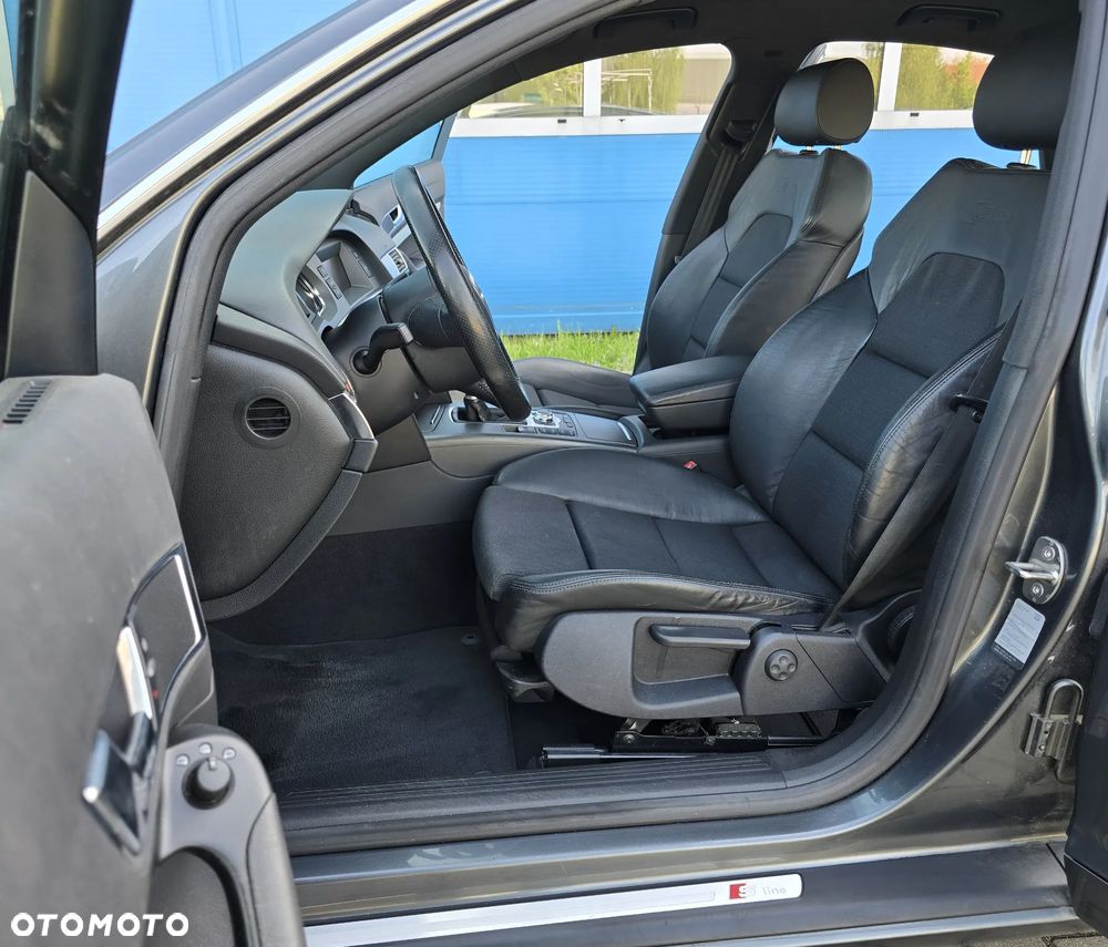 Audi A6 Limousine 2.4 - 4