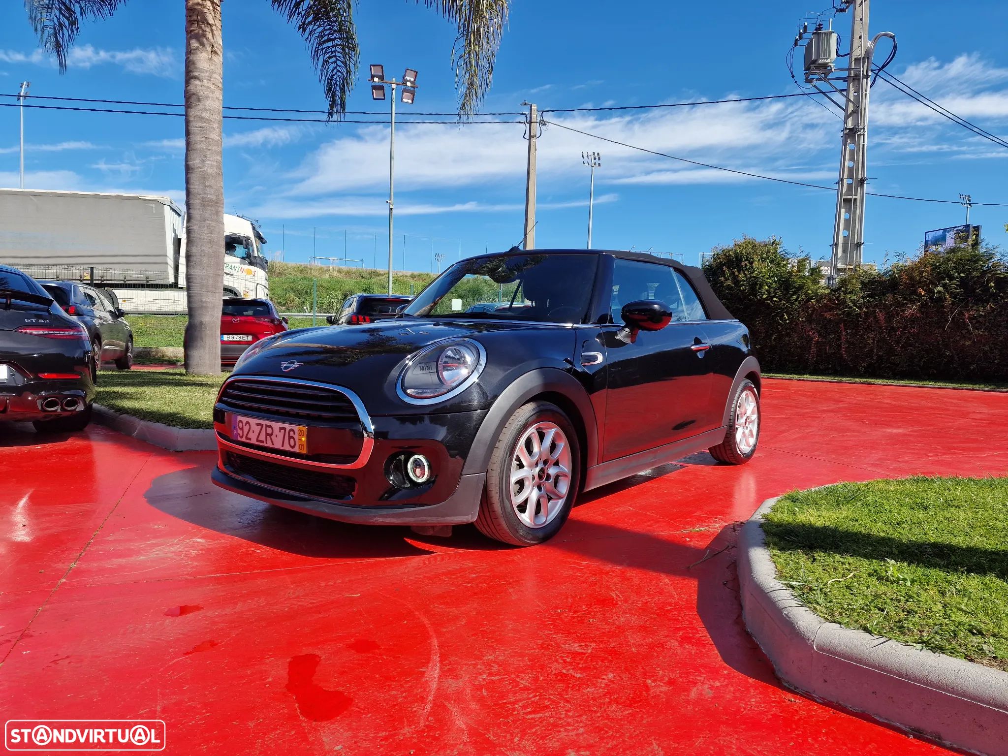 MINI Cabrio Cooper Auto - 1