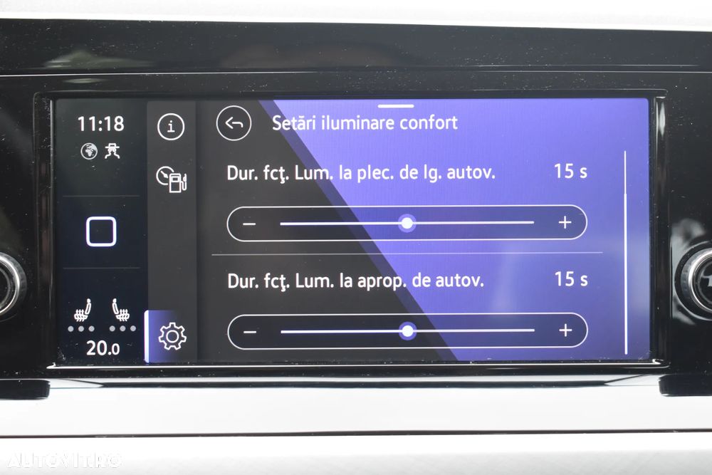 Volkswagen Golf Variant 2.0 TDI SCR DSG Life - 25