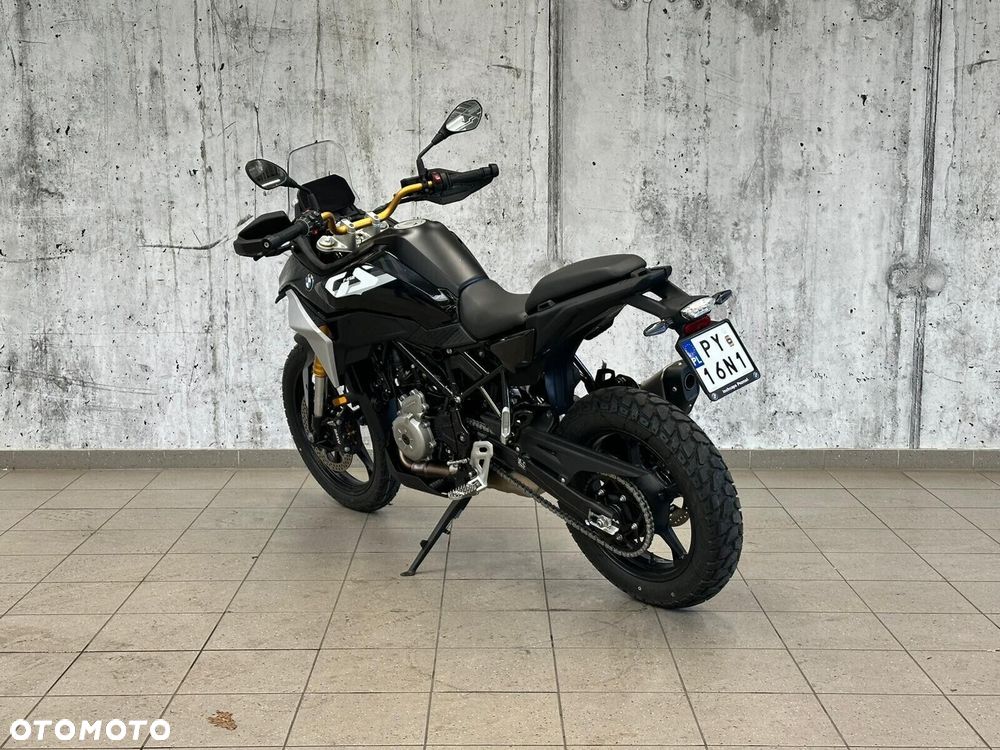 BMW F - 5