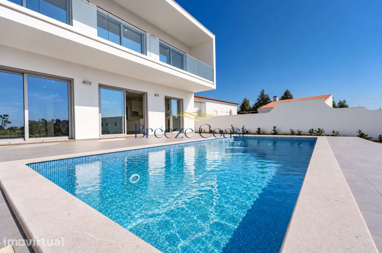 Moradia T4 Moderna com Piscina Privada poucos passos da Baía - Grande imagem: 2/27
