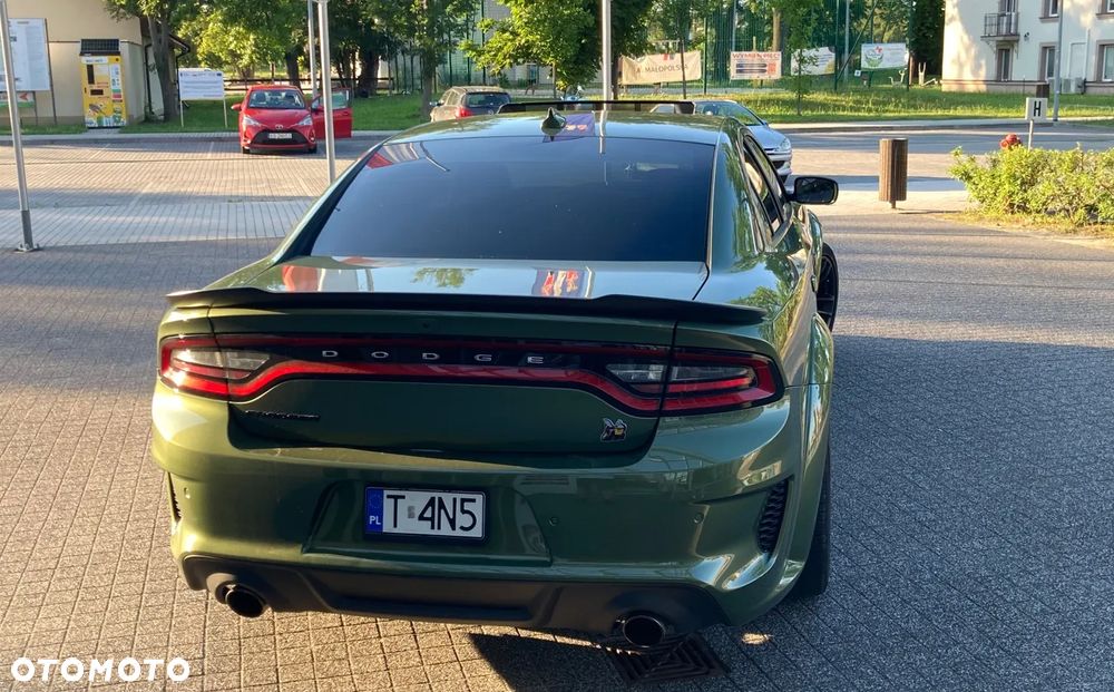 Dodge Charger 6.4 Scat Pack Widebody - 7