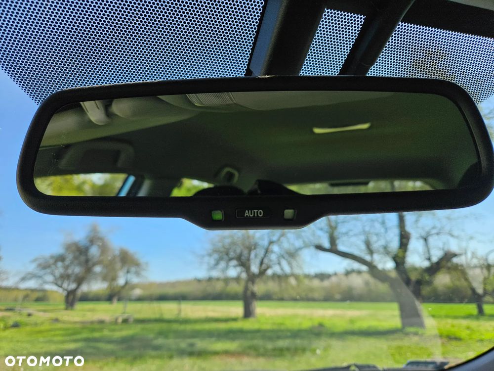 Toyota Auris 1.6 VVT-i Sol - 14