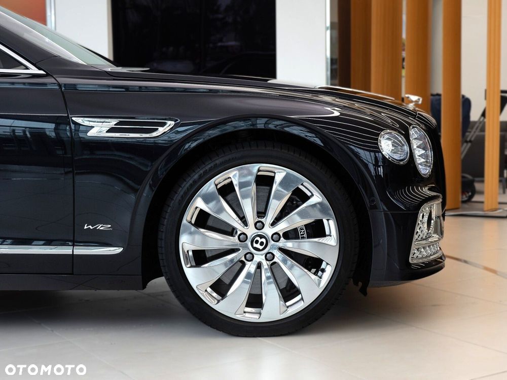 Bentley Flying Spur - 9