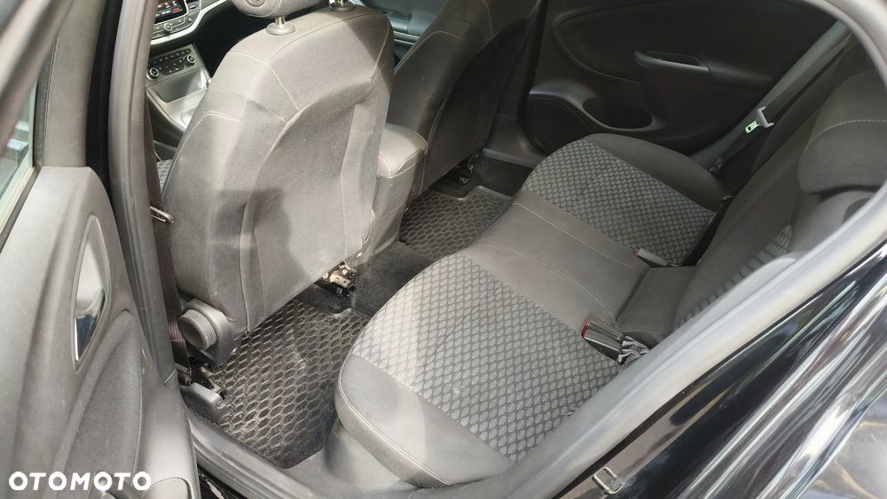 Opel Astra 1.4 Turbo Edition - 11