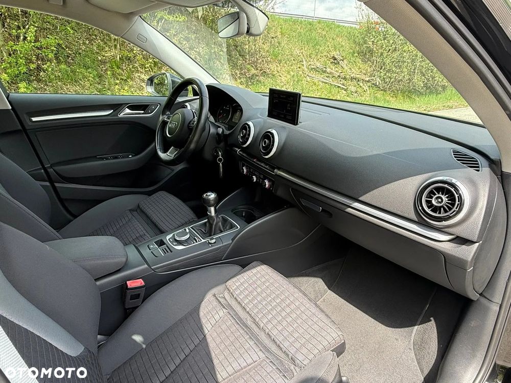 Audi A3 Sportback - 23