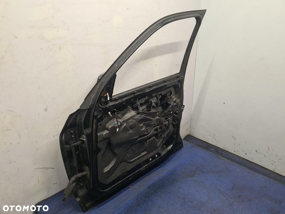 BMW X3 E83 LIFT DRZWI PRZÓD PRAWE - 12