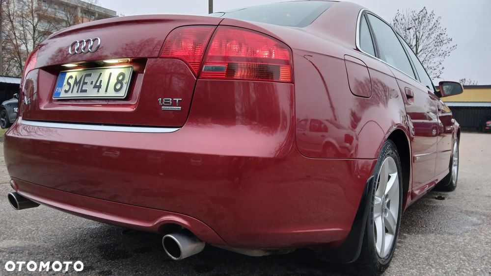 Audi A4 Limousine 1.8 T quattro - 17